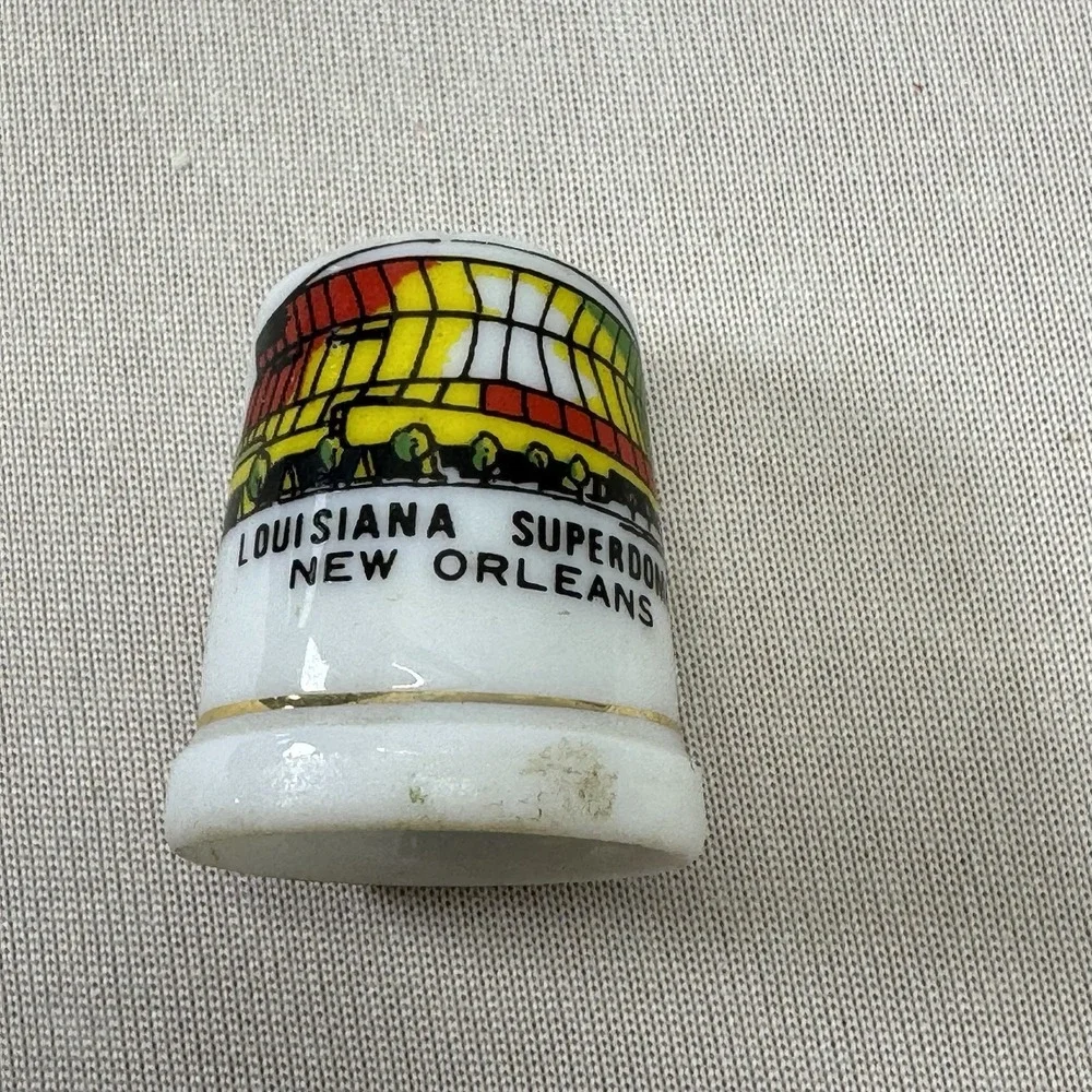 Louisiana Super Dome New‎ Orleans White Thimble